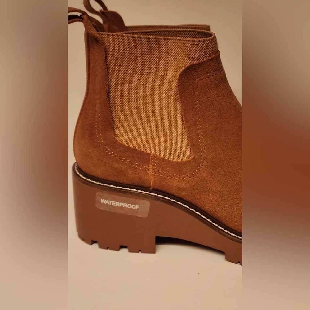 Aqua College Demi Suede Lug Sole Women’s Chelsea Boots Brown Size 6.5 - Picture 9 of 15